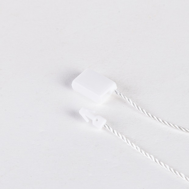 100 Textilfäden mit Einsteckbox, weiß