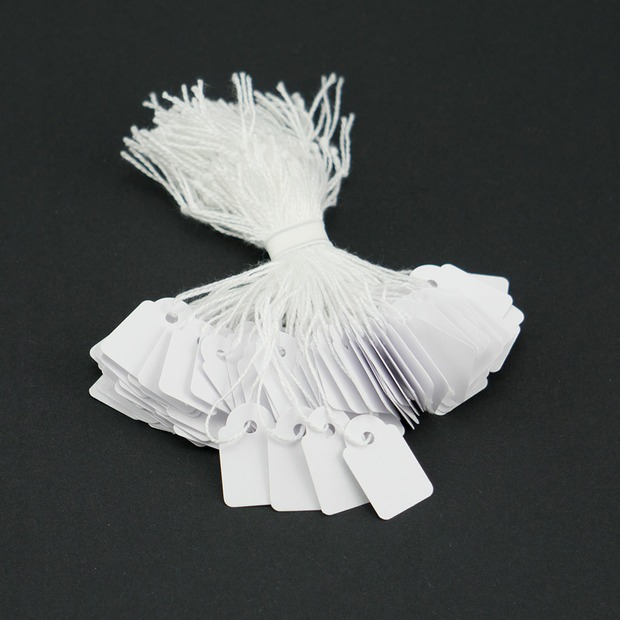 100 Hängeetiketten mit Faden 15x24 mm